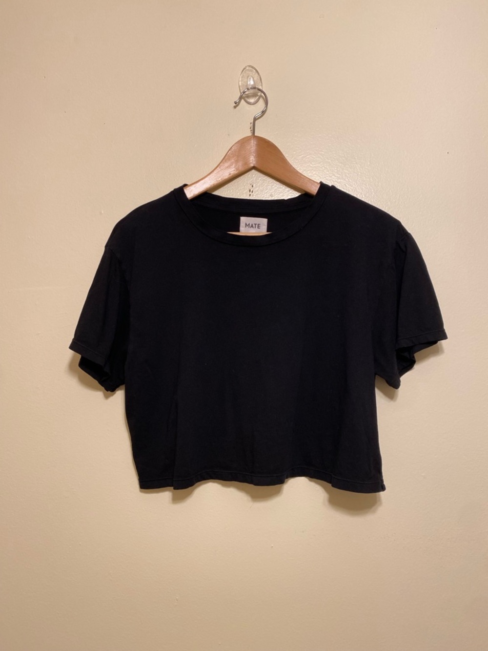 MATE ORGANIC COTTON Black Cropped Crewneck Tee. Size S